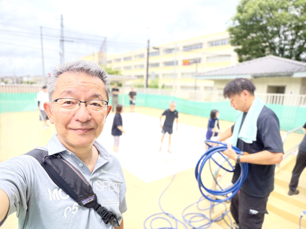 【東町公園ちびっ子プール大掃除】